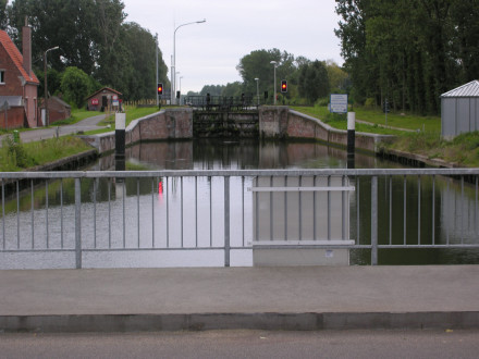 Sluis Boortmeerbeek gezien vanaf de brug