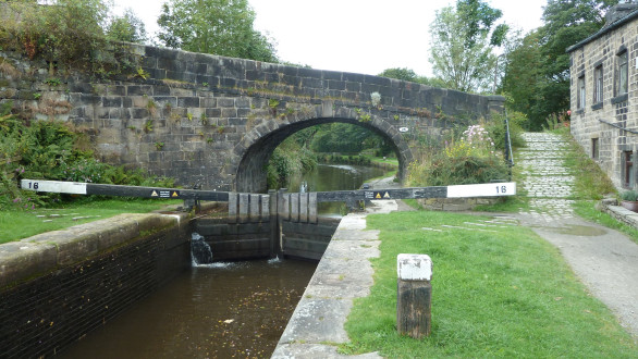 Lob Mill Lock 16 Rochdale Canal