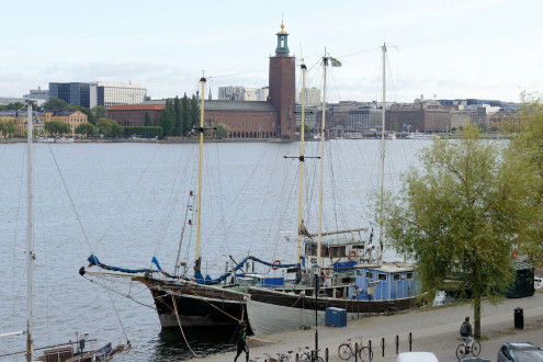 8068 Fotos aus Stockholm, der Hauptstadt Schwedens; ehem. Hafenanlage am Söder Mälarstrand  - jetzt Liegeplätze für Hausboote.