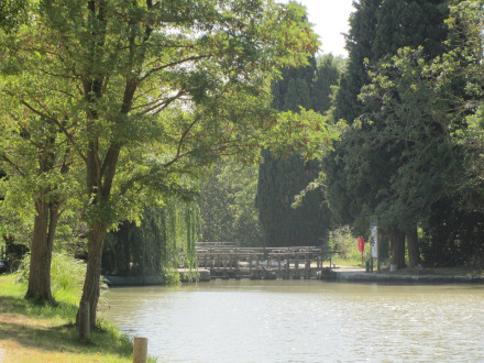 Canal du Midi, écluse (simple) de Bram, commune de Bram, Aude, dernière écluse en Lauragais.