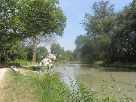 Canal du Midi, écluse (simple) de Villesèque, commune de Caux-et-Sauzens, Aude.