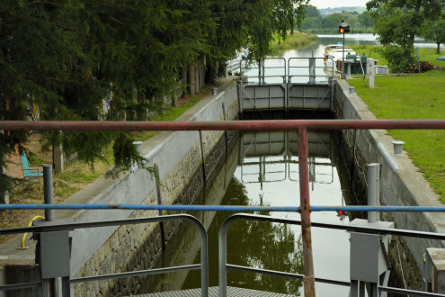 Bata Canal Lock__DSC4965