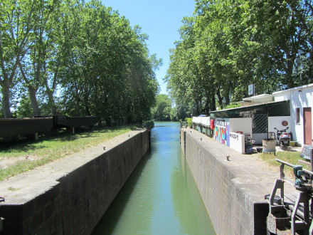 Canal du Midi, écluse (simple) de Prades (sens Etang de Thau Toulouse), commune d'Agde, Hérault.