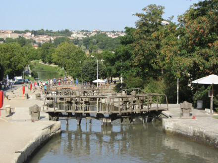 Canal du Midi, écluse (octuple) de Fonserannes, commune de Béziers, Hérault.