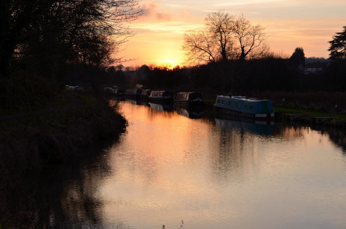 Sunset over Great Bedwyn canal