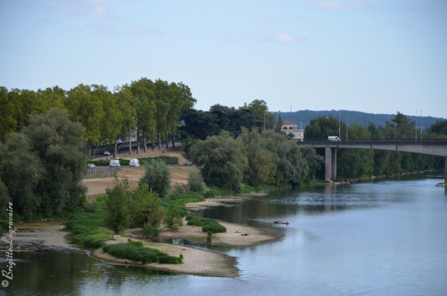 Garonne est loin de la digue...