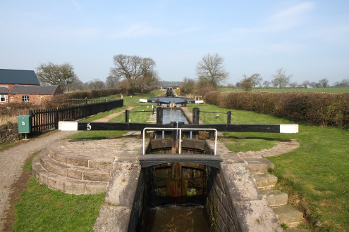 12193 Macclesfield Canal Bosley Locks No5