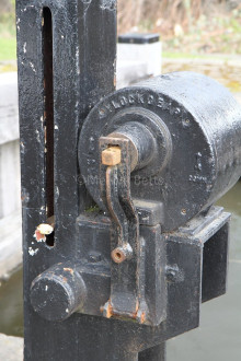 12452 Lock & Bar Ashton Canal lock mechanism Clayton