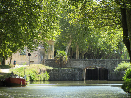 Canal du Midi, écluse (simple) Océan, commune de Montferrand, Aude, première écluse dans ce département.