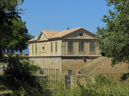 Canal de Jonction, écluse de Gailhousty, maison éclusière, commune de Sallèles d'Aude.