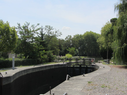 Canal du Midi, écluse (double) de Castanet (sens Toulouse Etang de Thau), commune de Castanet Tolosan, Haute Garonne (porte du Lauragais).