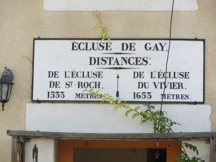 Canal du Midi, écluse (double) de Gay, maison éclusière, commune de Castelnaudary, Aude.