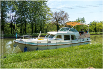Hausbootferien 2015, Briare, bei La Ferme canal